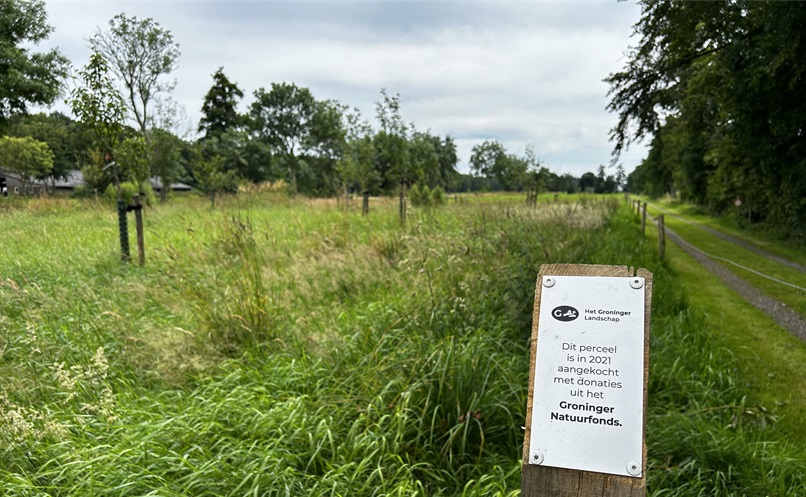 bordje aankoop Groninger Natuurfonds