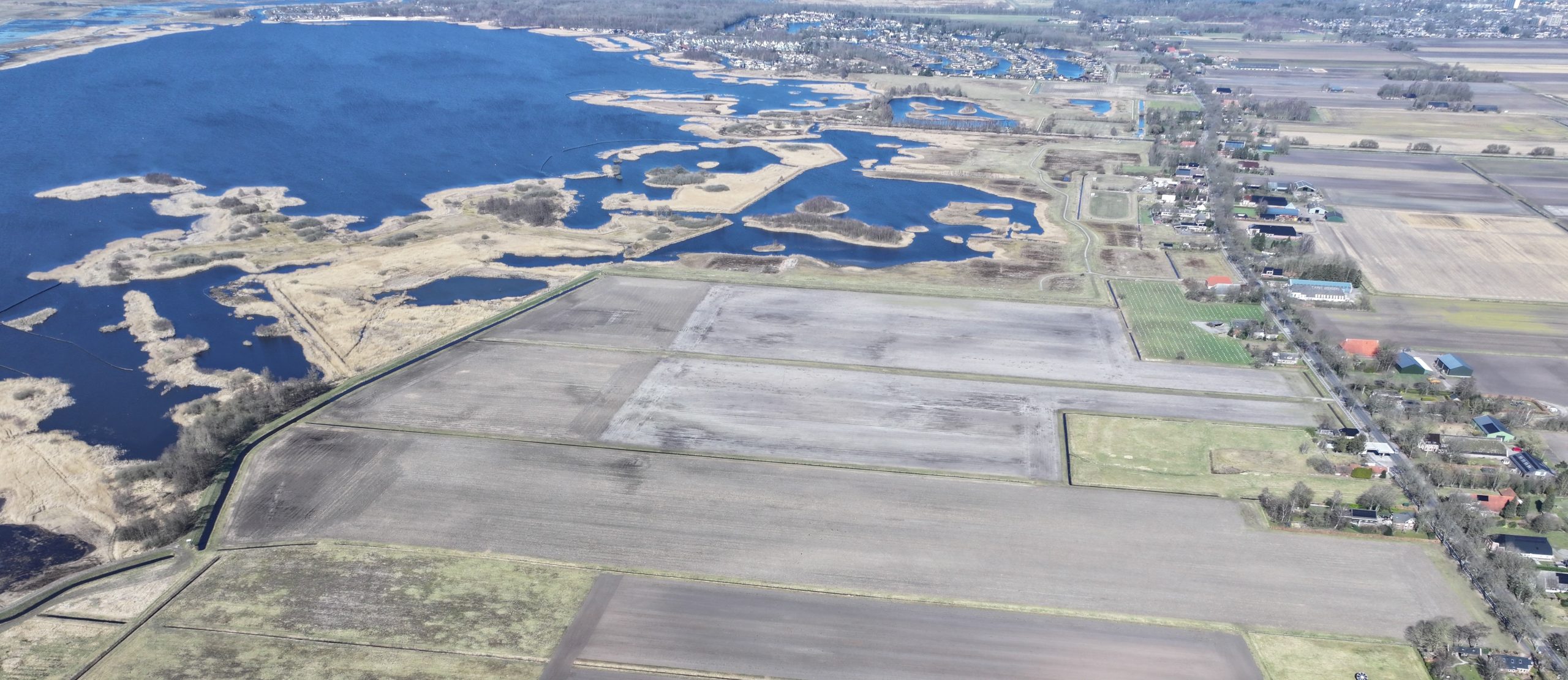Luchtfoto grondaankoop Wolfsbarge